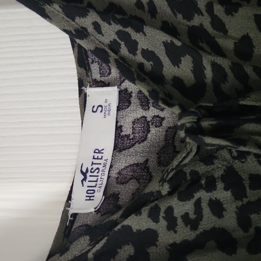 Hollister dress size small - Picture 5 of 5